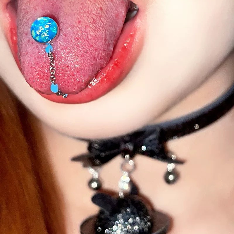 1개 고품질 트렌디 블루 글리터 볼 체인 티타늄 스틸  - Body Jewelry High Quality 리뷰 및 가격