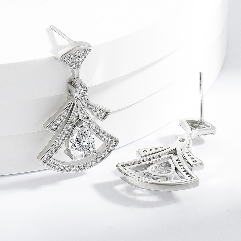 절묘한 다이아몬드 세팅 부채 모양의 925 스털링 실버 - Body Jewelry Lot 리뷰 및 가격
